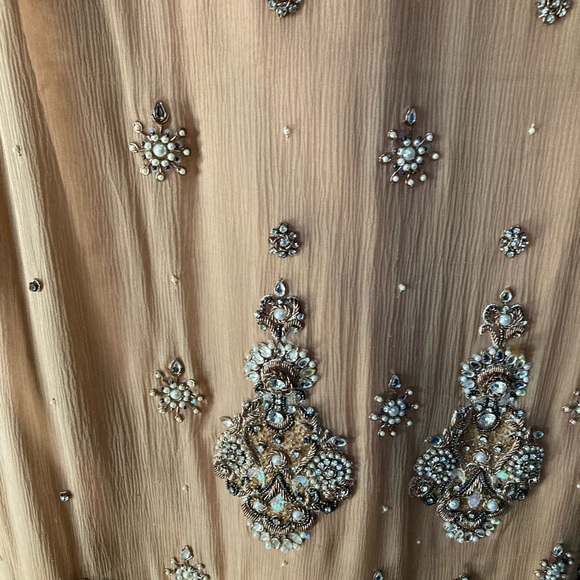 Pakistani designer chiffon kameez (shirt) embroidered with beads and pearlwork - Picture 11 of 14